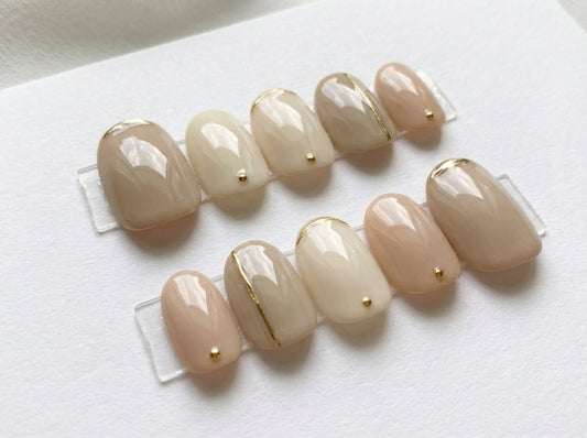 Nude Neutral Press On Nails with Gold Accents - Beige Glossy Gel Nails - Clean Girl Aesthetic - Minimalist Style - Custom Size Set - PN251118
