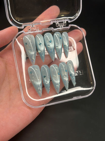 Icy Blue Cat Eye Press On Nails, Holographic Glitter Press On, 3D Water Nails, Mermaidcore Manicure, Silver Sparkle Mermaid, Gift For Her - PN251324