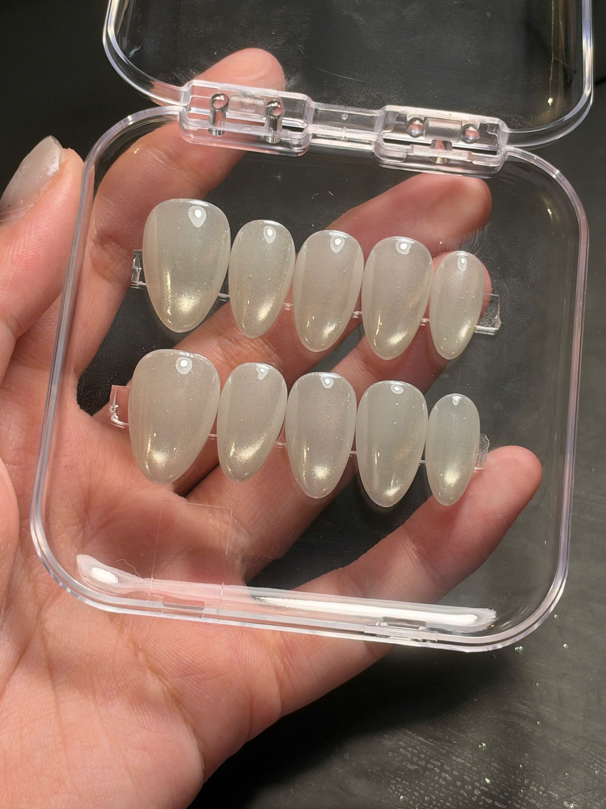 Milky White Cat Eye Press on Nails, Pearl Velvet Magnetic Set, Clean Girl Bridal Reusable Nails, Custom Size Handmade Gel Glue ons, Gift - PN251348