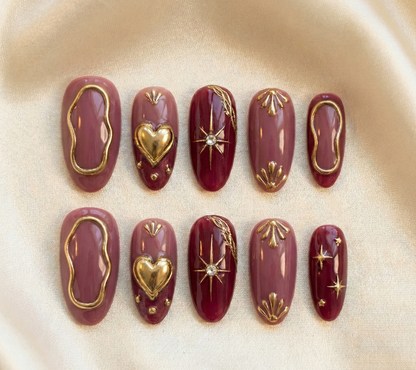 Burgundy Celestial Press On Nails, Gold Heart 3D Accent Nails, Mauve Royal Ornament Fake Nails, Dark Red Luxury Glue Ons, Rich Wife Nails - PN251301
