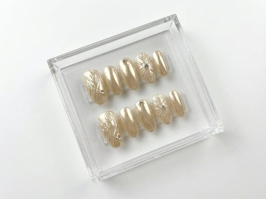 Nude Cat Eye Press On Nails with Rhinestone Charms - Luxury Shimmer Nails - Bridal Nude Nails - Custom Size Set - PN251121