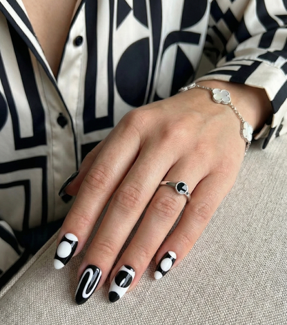 Black & White Abstract Press On Nails - Retro 60s Mod Swirls - Geometric Circle Op Art - Funky Graphic Gel Manicure - Custom Size Set - PN251184