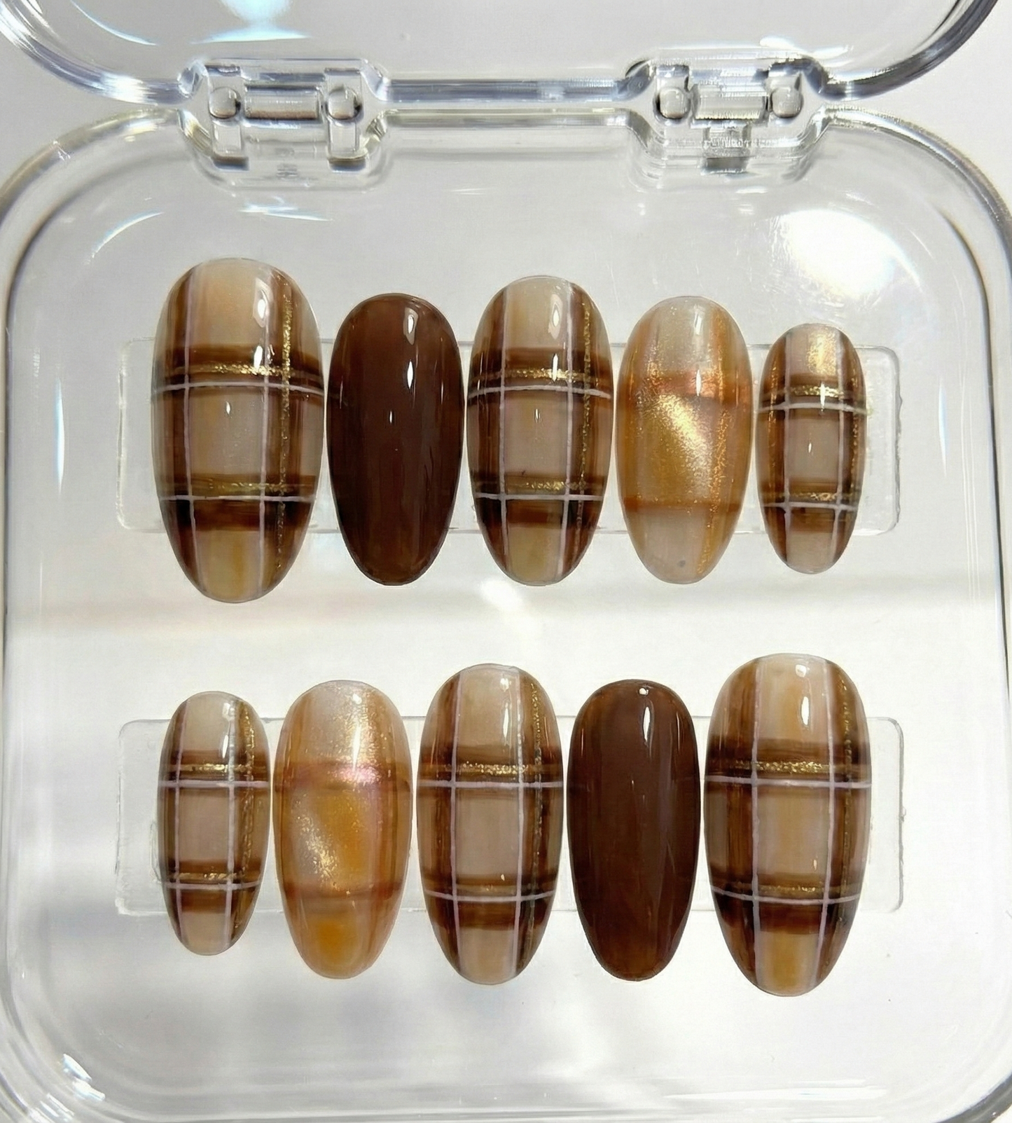 Brown Tartan Press On Nails - Beige Plaid Checkered - Gold Line Art - Cozy Fall Winter - Custom Size Set - PN251165