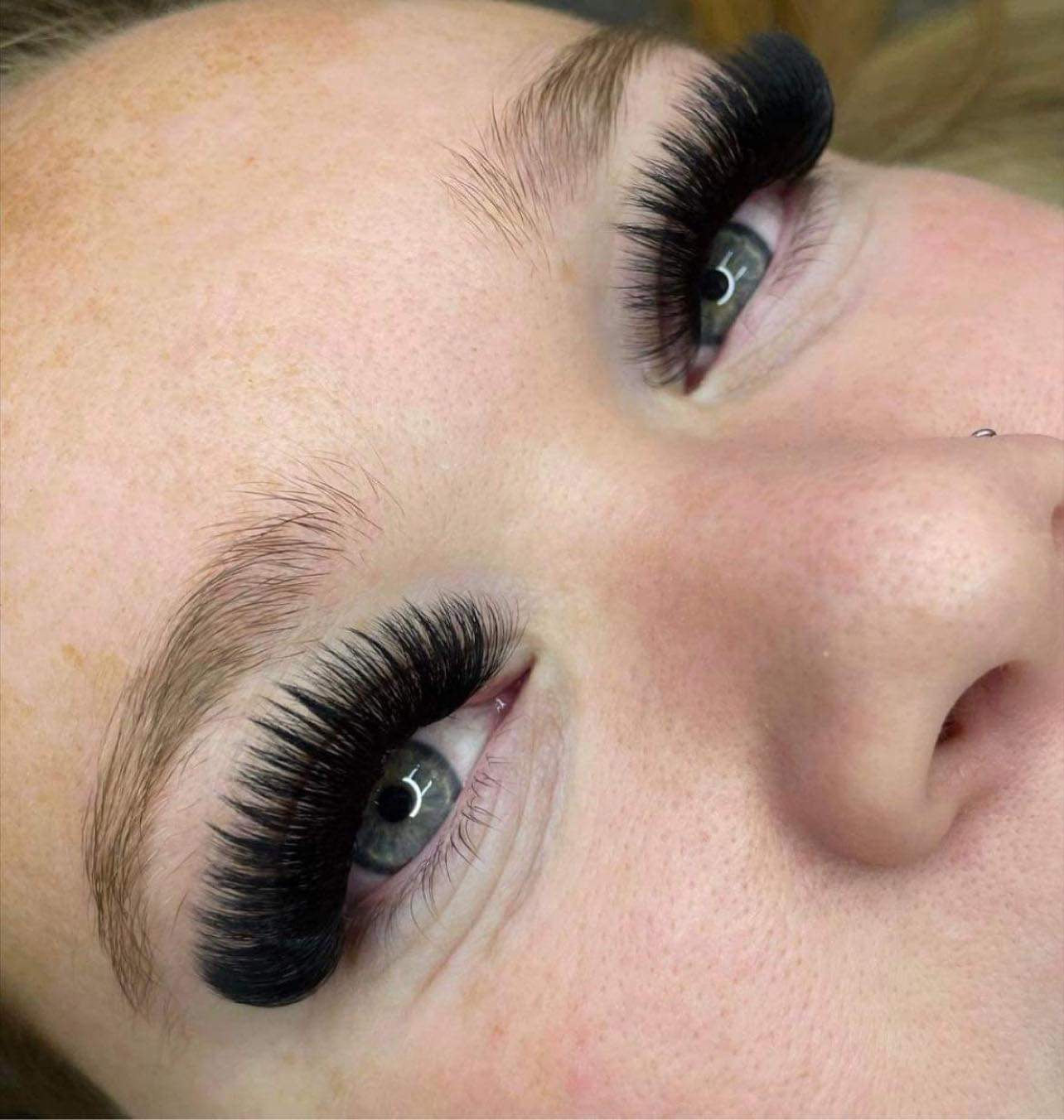 Volume 2100 Fans | 21 sizes in 1 | 8D volume | 7 lengths from 9-15mm |  3 curls : C, CC & D |