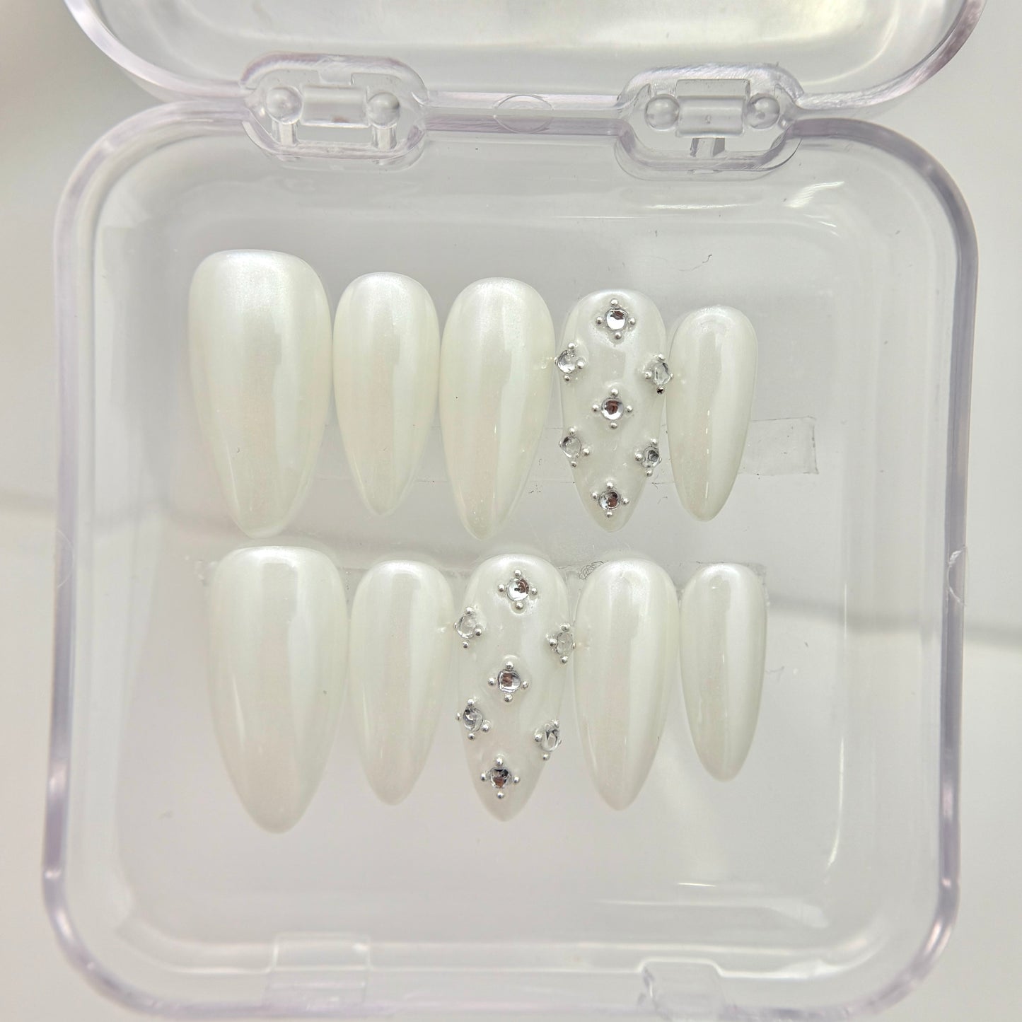 Pearl White Chrome Press On Nails - Bridal Nails with Rhinestones - Engagement Luxury Old Money Look - Custom Size Set - NM233011
