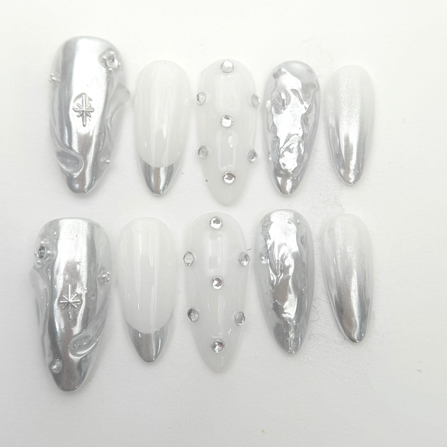 Silver Chrome Molten Press On Nails - White Cat Eye Crystal Accent Nails - Liquid Metal Soft Gel Nails - Custom Size Set - NM233024