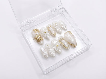 White Pearl Chrome Press On Nails - Bridal Wedding - Gold Flower Charm - 3D Seashell Art - Luxury Baroque Gel - Custom Size Set - PN251217