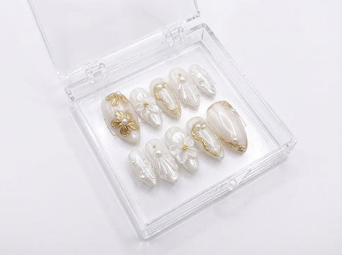 White Pearl Chrome Press On Nails - Bridal Wedding - Gold Flower Charm - 3D Seashell Art - Luxury Baroque Gel - Custom Size Set - PN251217