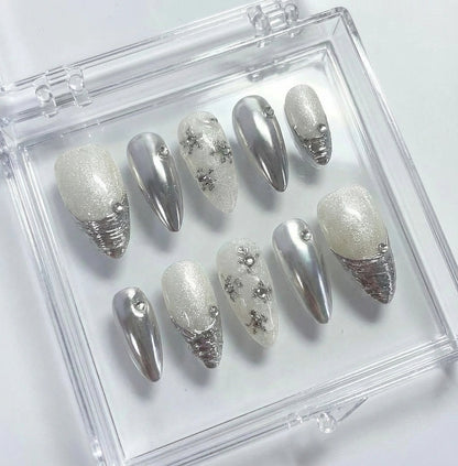 Silver Chrome Press On Nails - Y2K Star Charm 3D - Textured Molten Metal - Cyber Grunge Aesthetic - Edgy Futuristic Gel Manicure - Custom Size Set - PN251116