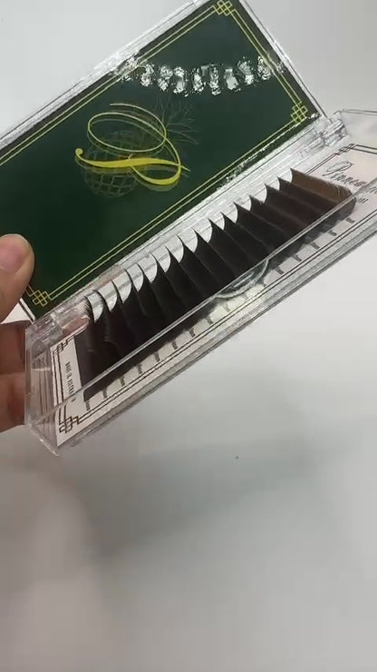 Coco Brown Classic Tray 0.07 C, CC, D, B, M, L, L+, LC, LD - Pinneacle Lash - Lash Supply For Professional Eyelash Extension